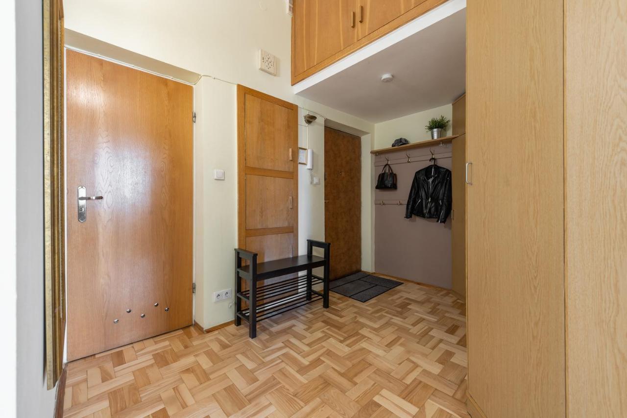 Two Bedroom Apartment For 6 People Varsovie Extérieur photo
